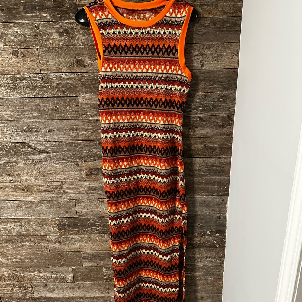 Orange Patterned Sleeveless Dress - M